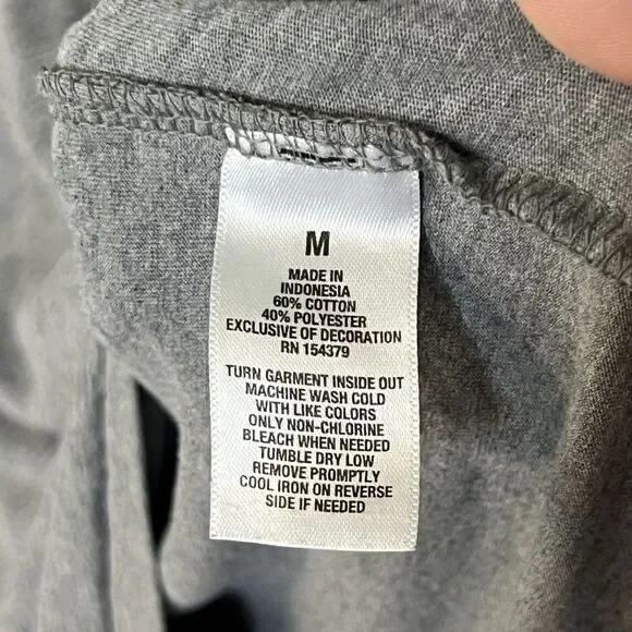 Aeropostale Embroidered Aero New York Patch Grey Basic Tee Shirt Mens Size M - Picture 4 of 6